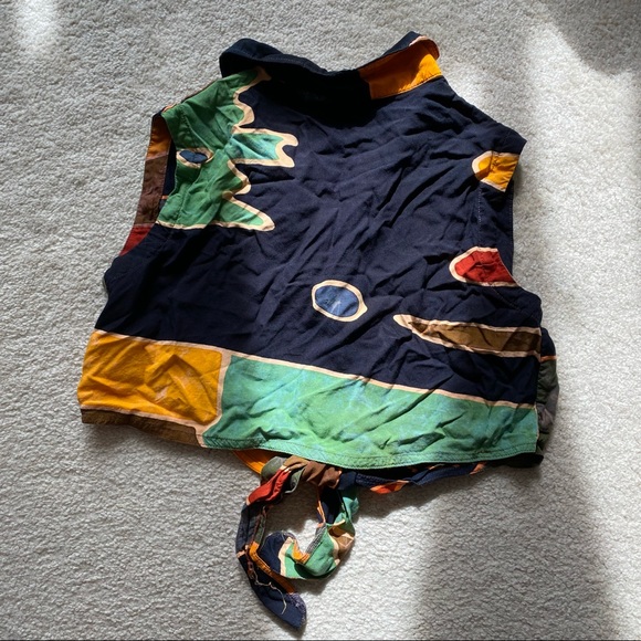 VINTAGE TIE FRONT CROP TOP - Picture 10 of 13